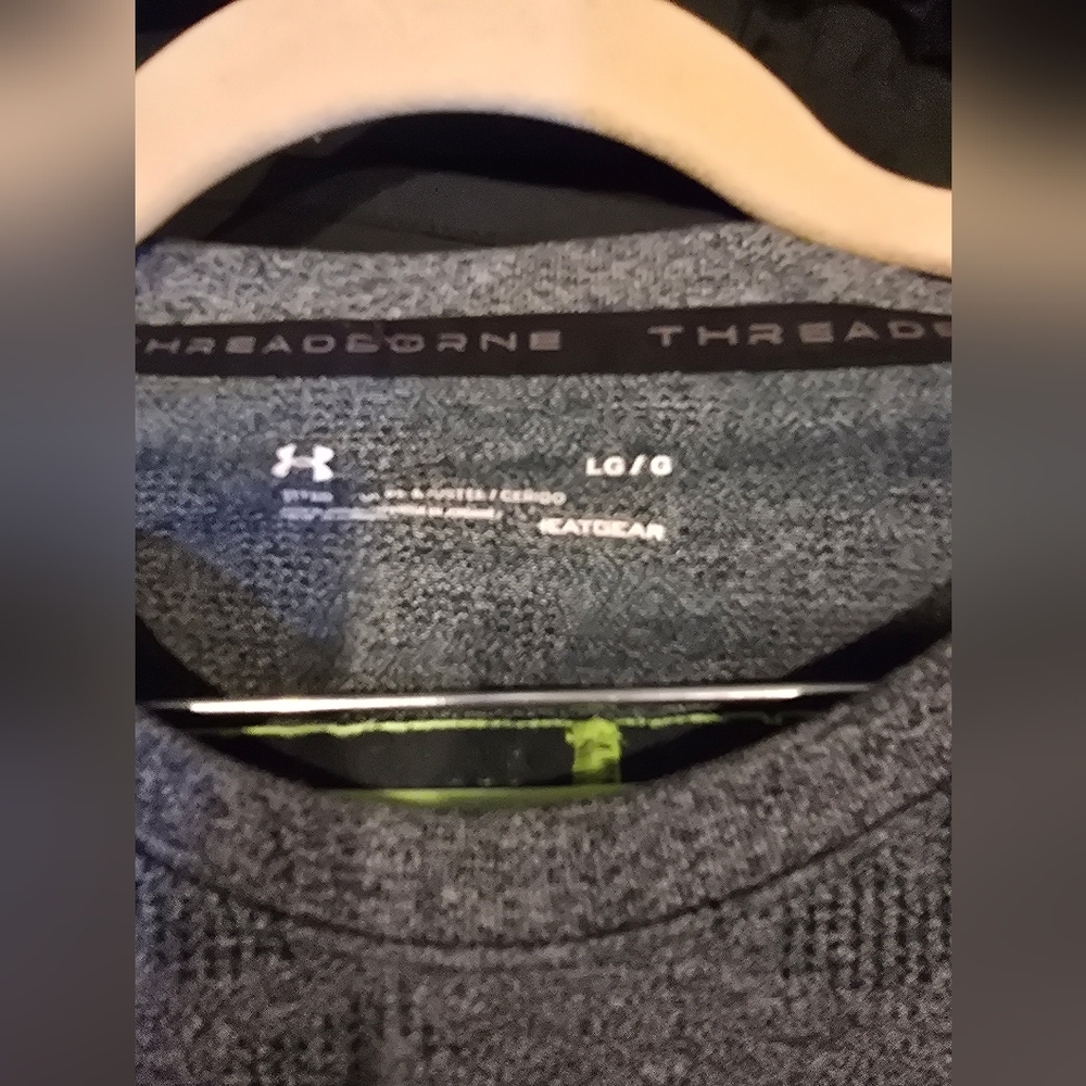 UnderArmour Dri-Fit Workout Outfit  and Blue Top / Grey Bottoms Unisex Large - Picture 8 of 8